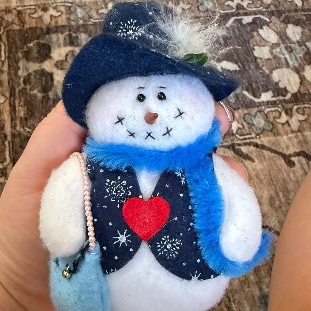 Vintage 2001 Soft Plush Trendy Snow-Woman Cute Winter Christmas Ornament‎